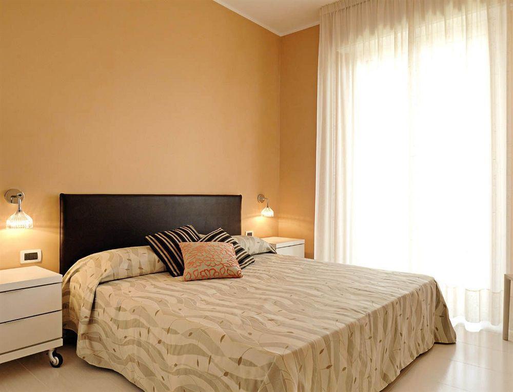 Residence Oliveto Ceriale Exteriér fotografie